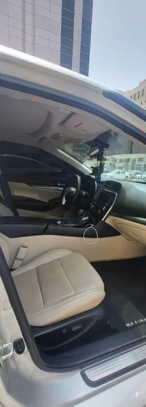 2020 Nissan Maxima SV