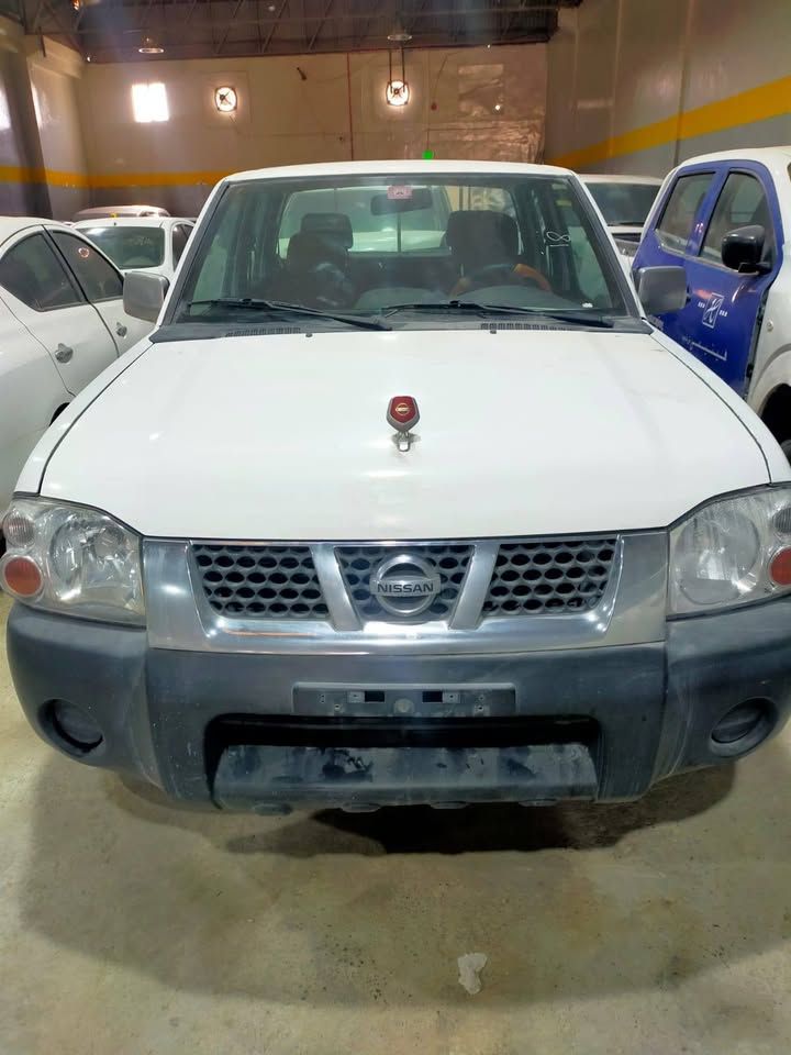 2013 نيسان Patrol Pickup