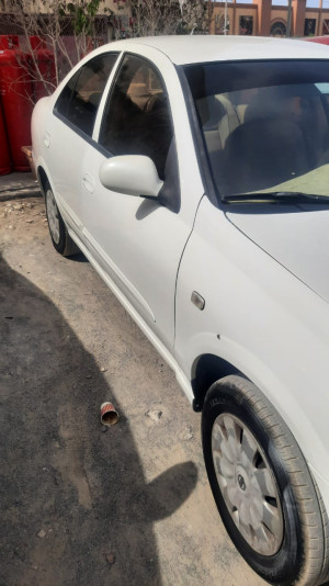 2012 Nissan Sunny SV