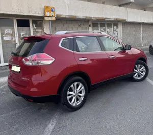 2015 نيسان اكس تريل SL