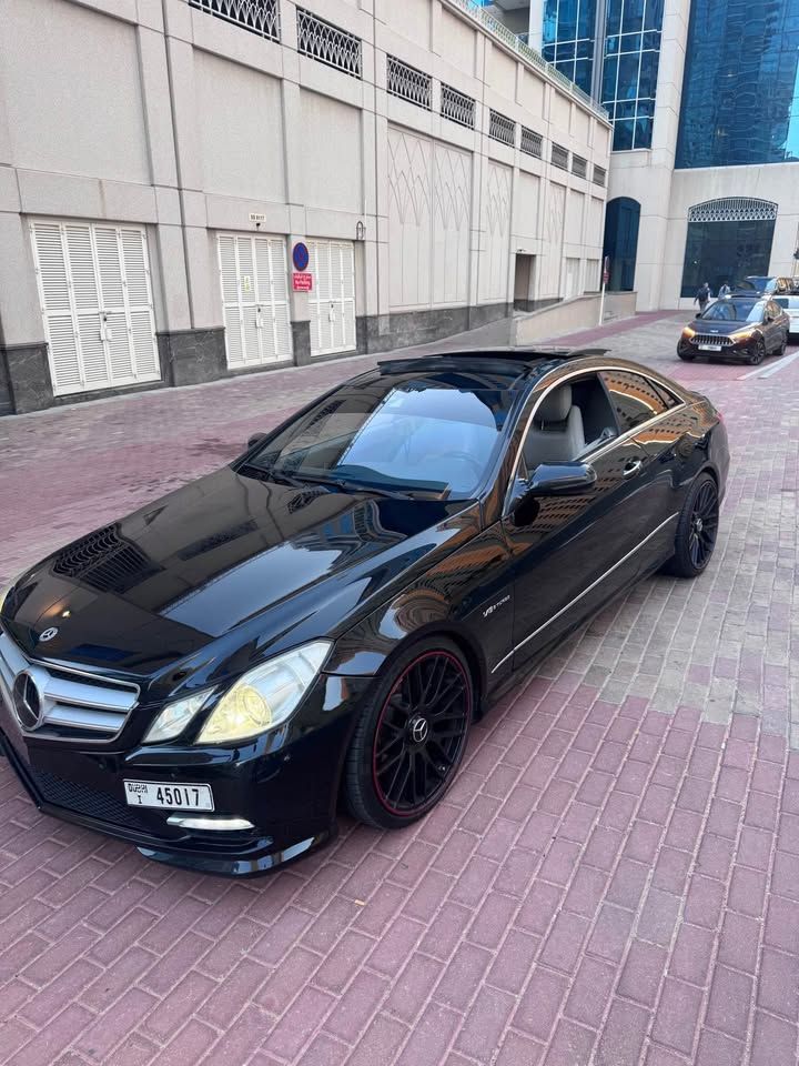 2010 مرسيدس-بنز الفئة - E E500