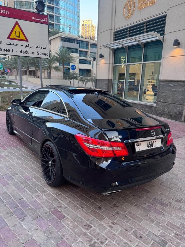 2010 مرسيدس-بنز الفئة - E E500
