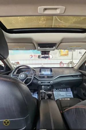 2021 Nissan Altima SR