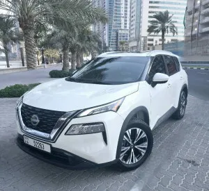 2023 نيسان روج SL