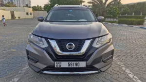 2017 نيسان روج SL