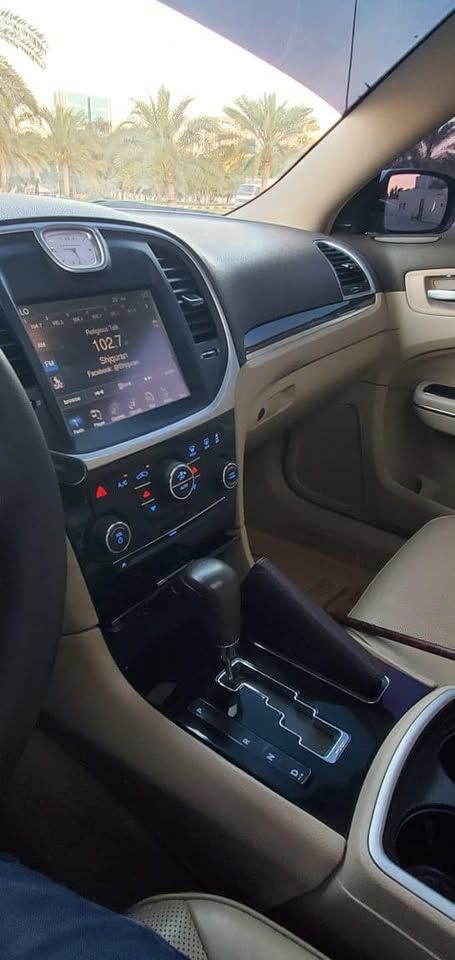 2014 كرايسلر ٣٠٠ S