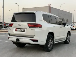 2022 Toyota Land Cruiser GXR