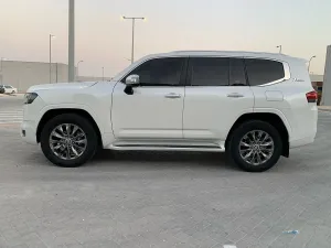 2022 Toyota Land Cruiser GXR