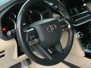 2022 Toyota Land Cruiser GXR