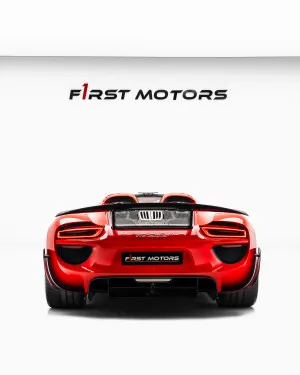 2015 بورش 918 سبايدر