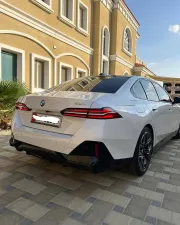 2024 BMW 5-Series 520i