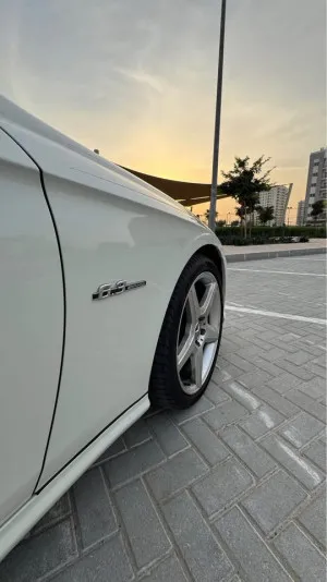 2010 مرسيدس-بنز سي ال اس CLS63 AMG