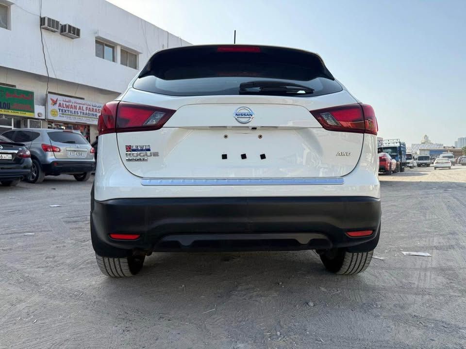 2019 نيسان روج SL