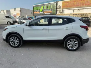 2019 نيسان روج SL