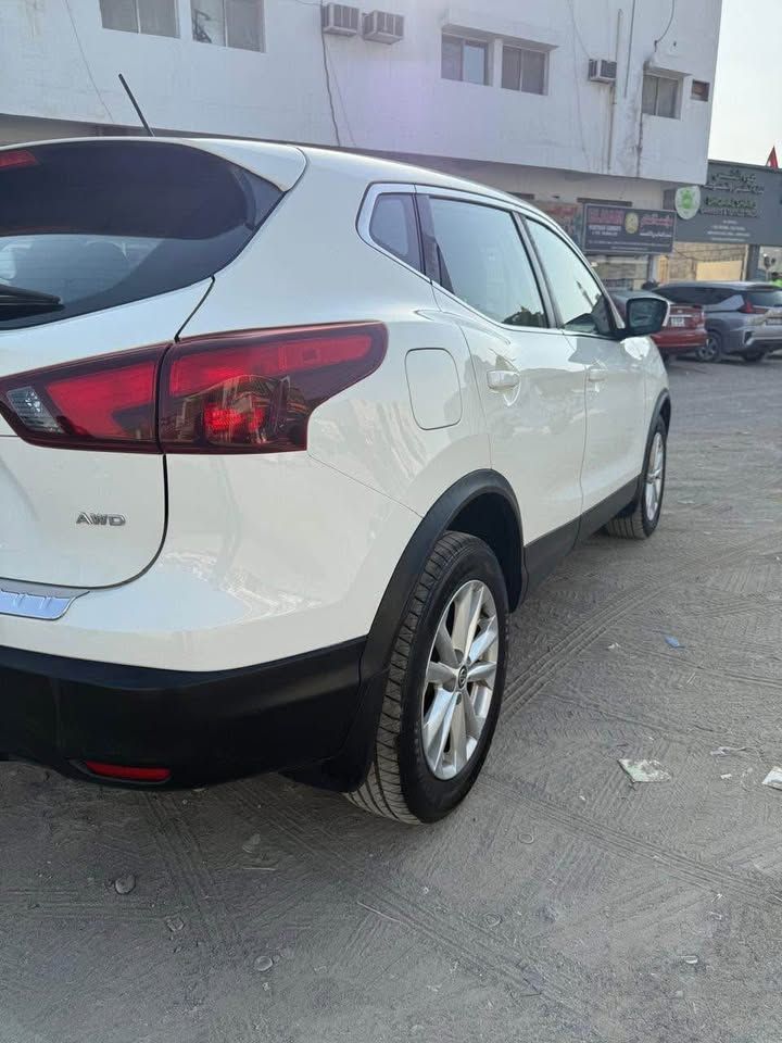 2019 نيسان روج SL