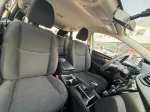 2019 نيسان روج SL