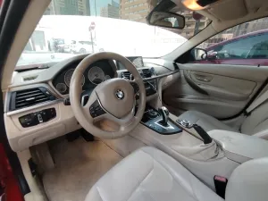 2013 بي أم دابليو الفئة - 3 320i