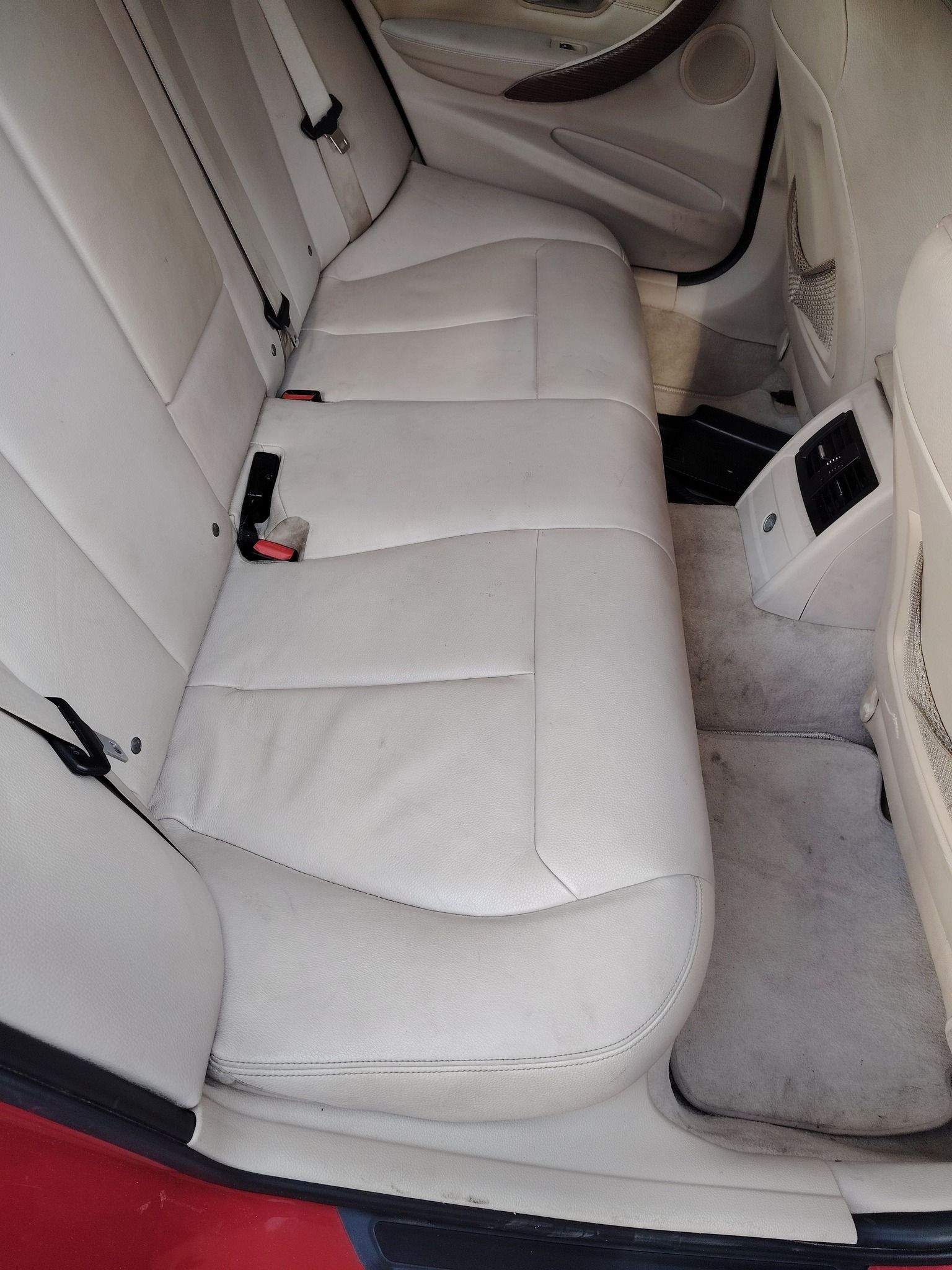 2013 بي أم دابليو الفئة - 3 320i