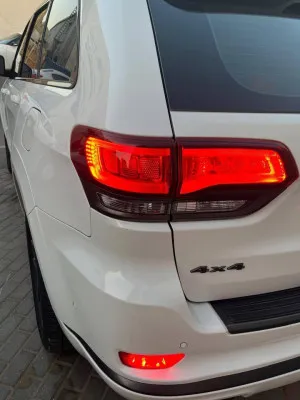 2019 جييب جراند شيروكي SRT