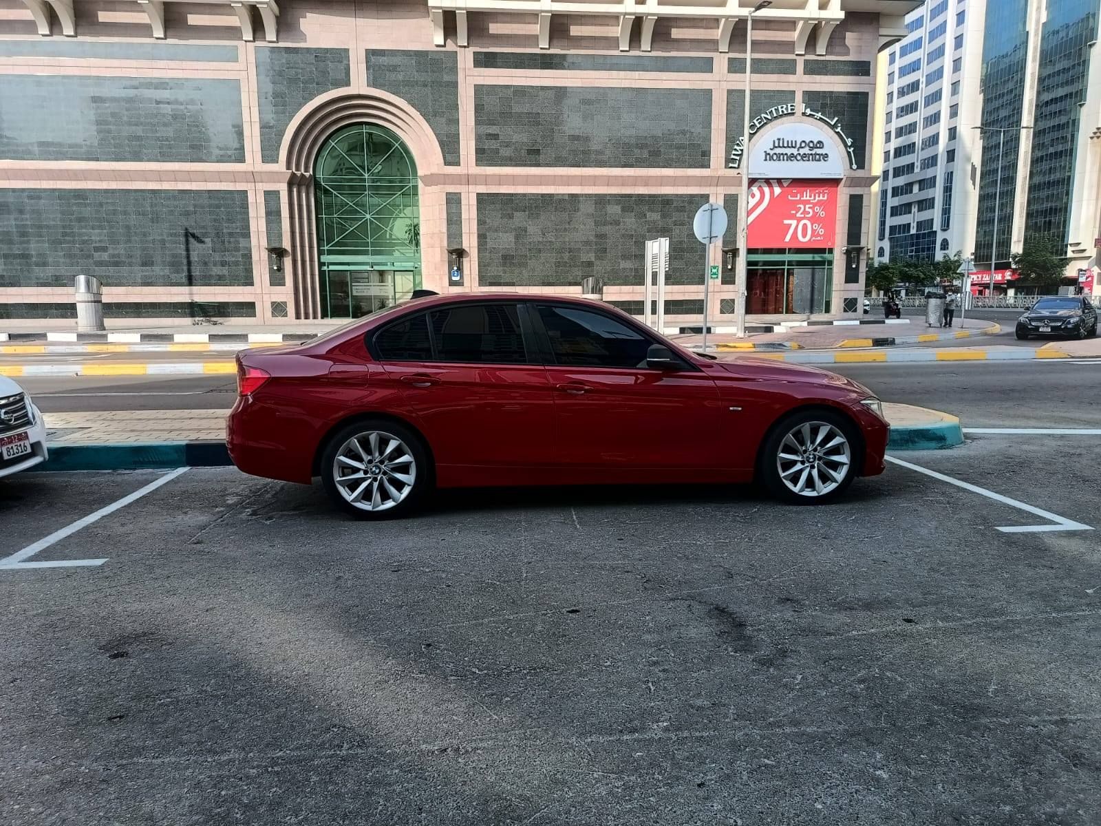 2013 بي أم دابليو الفئة - 3 320i