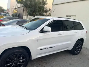 2019 جييب جراند شيروكي SRT