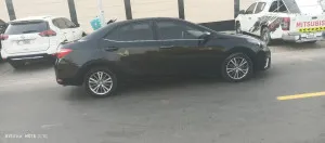 2014 تويوتا كورولا Limited