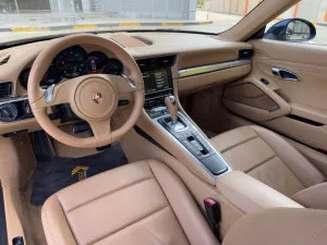 2014 بورش 911 كاريرا Carrera