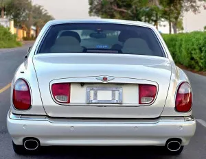 2000 بنتلي آرناج Coupe