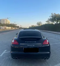 2011 بورش باناميرا 4S