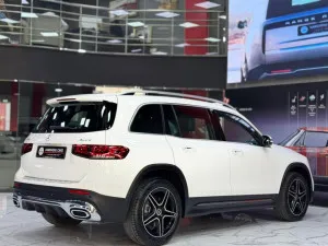2023 Mercedes-Benz GLB GLB200