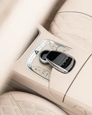 2017 مايباخ اس ٦٥٠