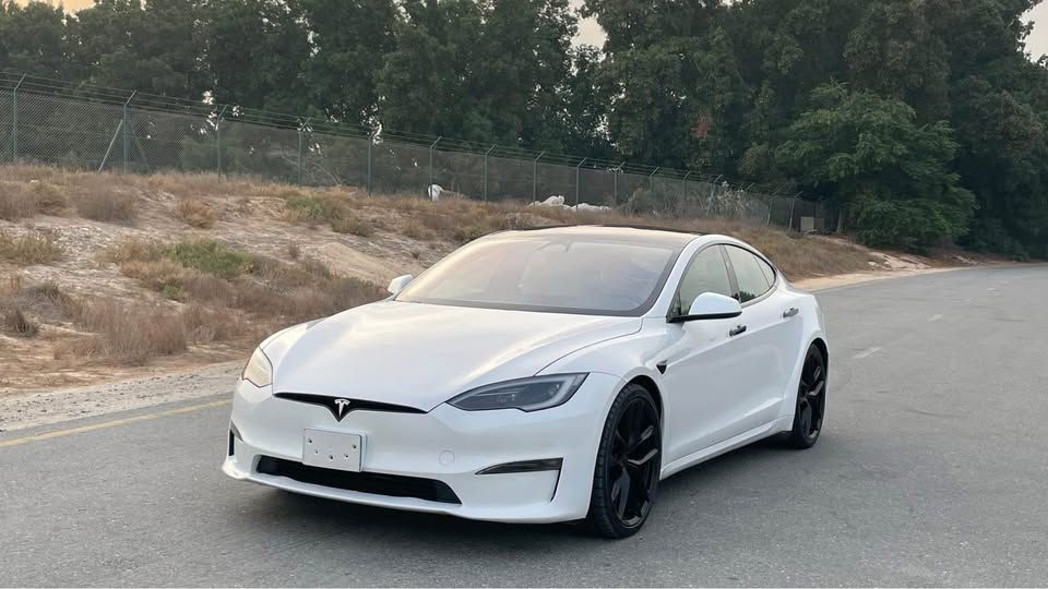 2023 Tesla Model S 75D
