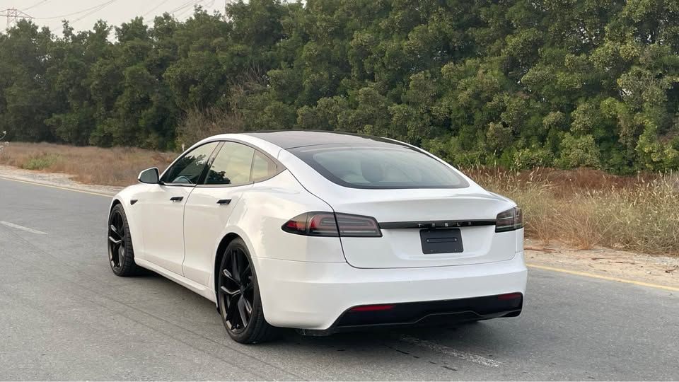 2023 Tesla Model S 75D