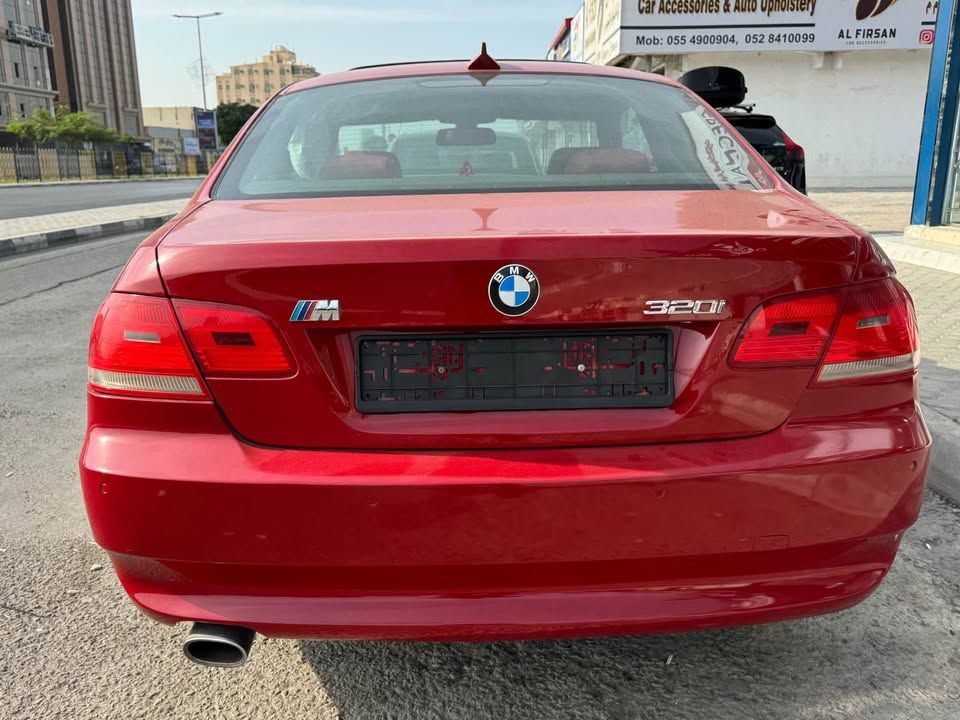 2009 BMW 3-Series 320i