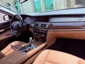 2010 بي أم دابليو الفئة - 7 730i