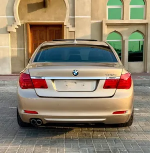 2010 بي أم دابليو الفئة - 7 730i
