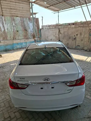 2011 هيونداي سوناتا SE