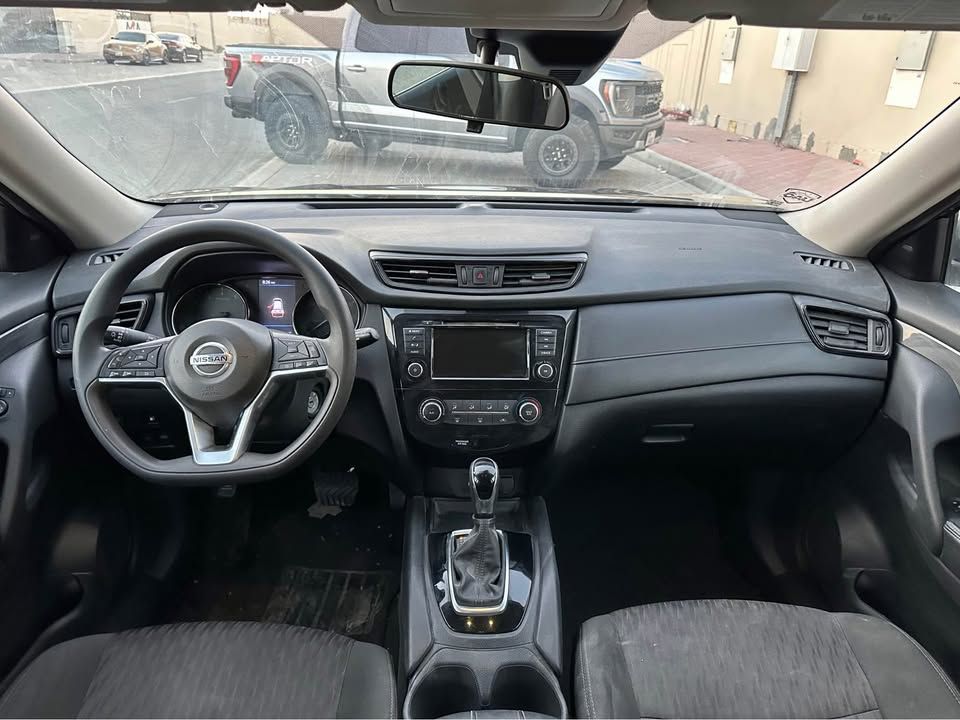 2020 Nissan Rogue SL