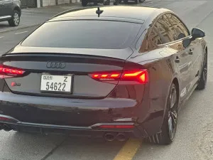 2023 اودي ار اس ٥ 5 Sportback