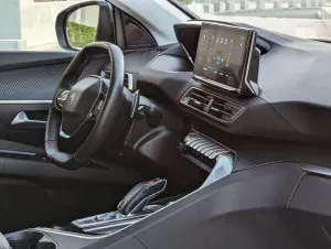 2022 بيجو ٣٠٠٨ GT