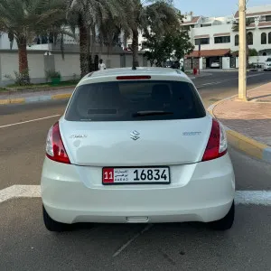 2015 سوزوكي سوفت SZ-5
