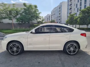 2017 بي أم دابليو اكس - 4 XDrive28i