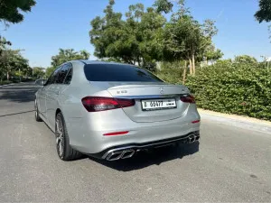 2017 مرسيدس-بنز الفئة - E E300