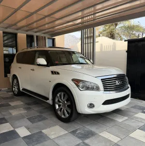 2014 Infiniti QX80 Premium select