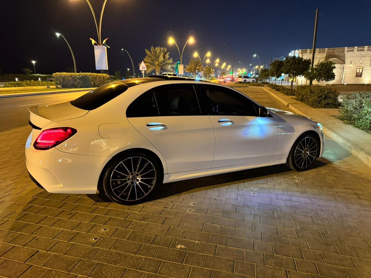 2020 Mercedes-Benz 300 SE