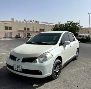2009 نيسان تيدا S