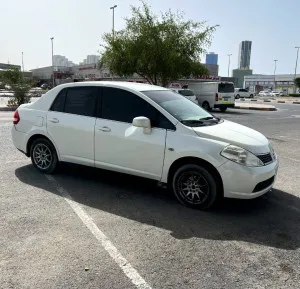 2009 نيسان تيدا S