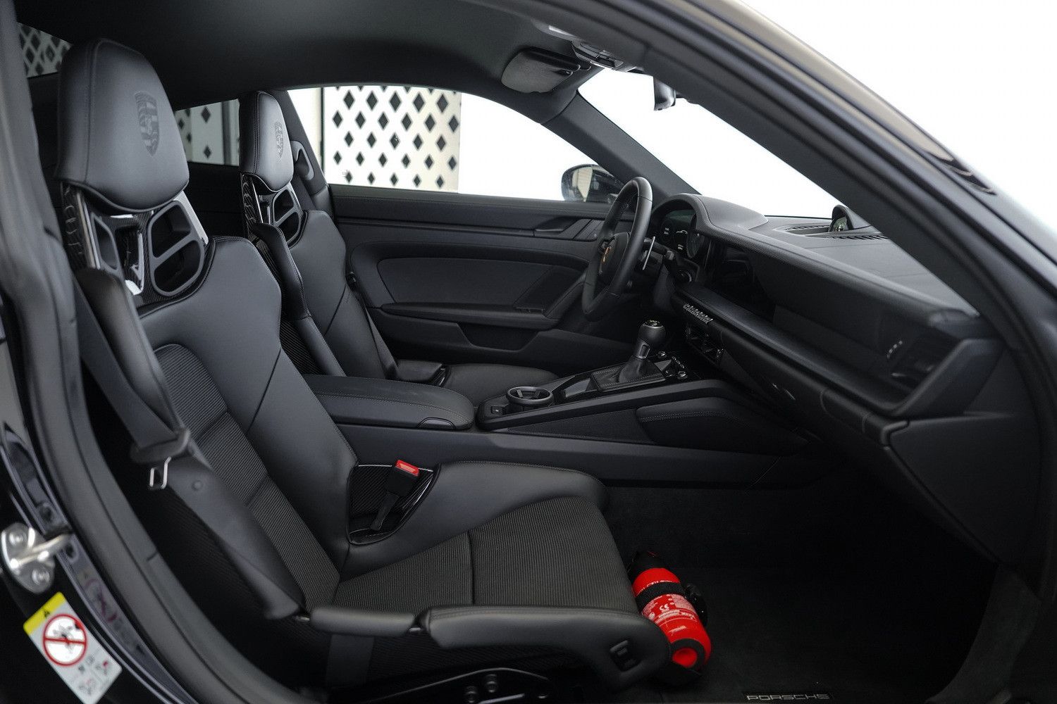 2023 بورش 911 كاريرا GT3