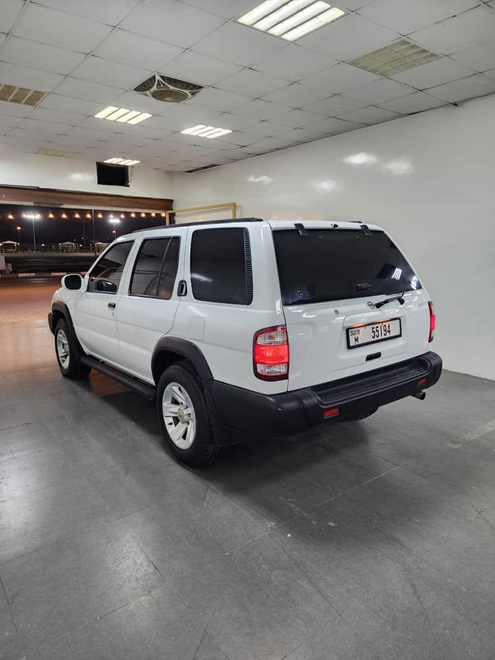 2002 نيسان باثفايندر S