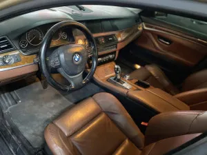2011 بي أم دابليو الفئة - 5 530i
